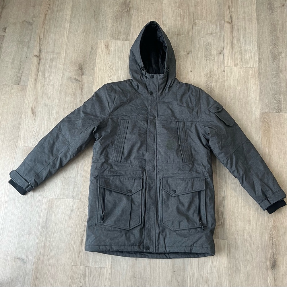 MEN’S WATERPROOF STORMTECH PARKA **Like-New**